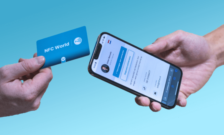 How NFC Business Cards Are Replacing Paper Cards in the Digital Era